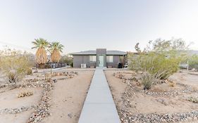 New Property! The Cactus Villas At Joshua Tree National Park - Pool, Hot Tub, Outdoor Shower, Fire Pit