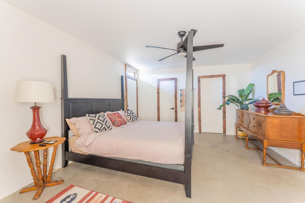 The Cactus Villas at Joshua Tree: Desert Oasis with Pool & Hot Tub Twentynine Palms Exterior photo